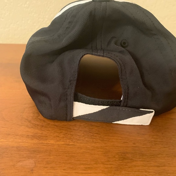 “Run Chicago” Hat - Picture 4 of 6